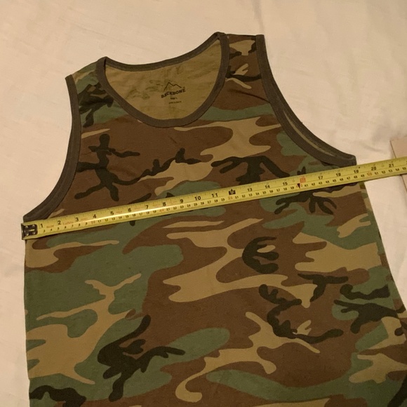 BACKBONE Green Camo Sleeveless T-Shirt Tank Top (Large) - Picture 5 of 7